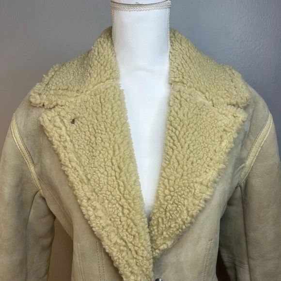 H&M Studio Authentic Suede 100% Lambswool Shearling Coat Size 6 Tan MSRP $499 - Picture 4 of 13